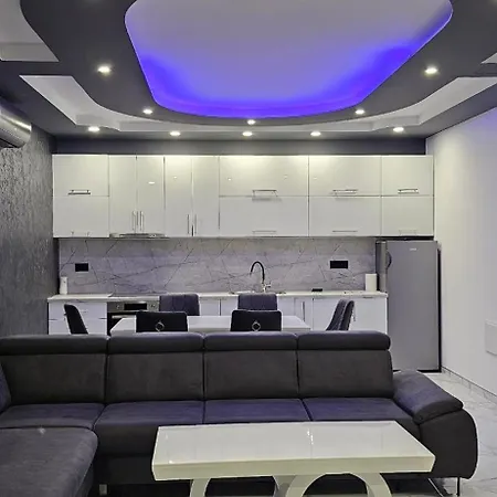 Villa Private Champion *